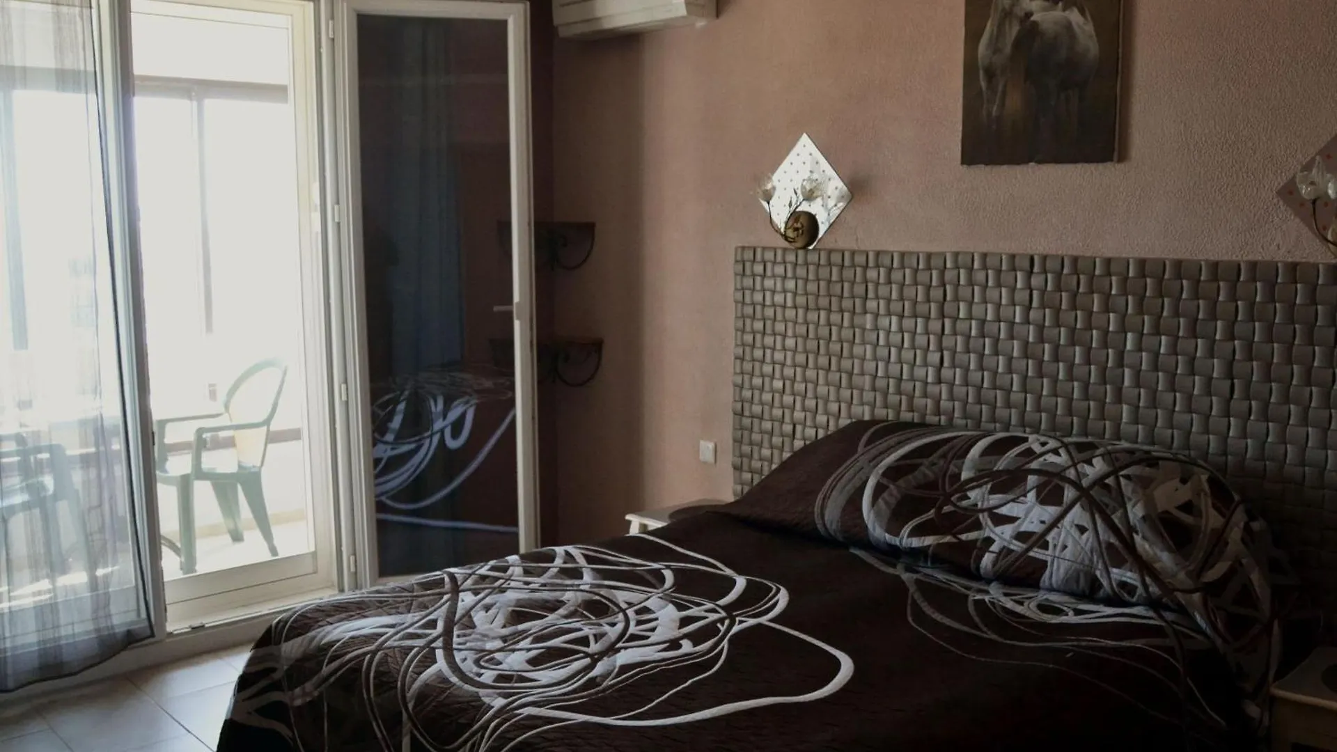Le Dauphin Bleu Hotel Saintes-Maries-de-la-Mer